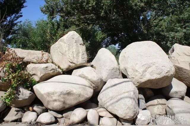 快瞧！这里有乌市最多的景观卵石、火山岩石
