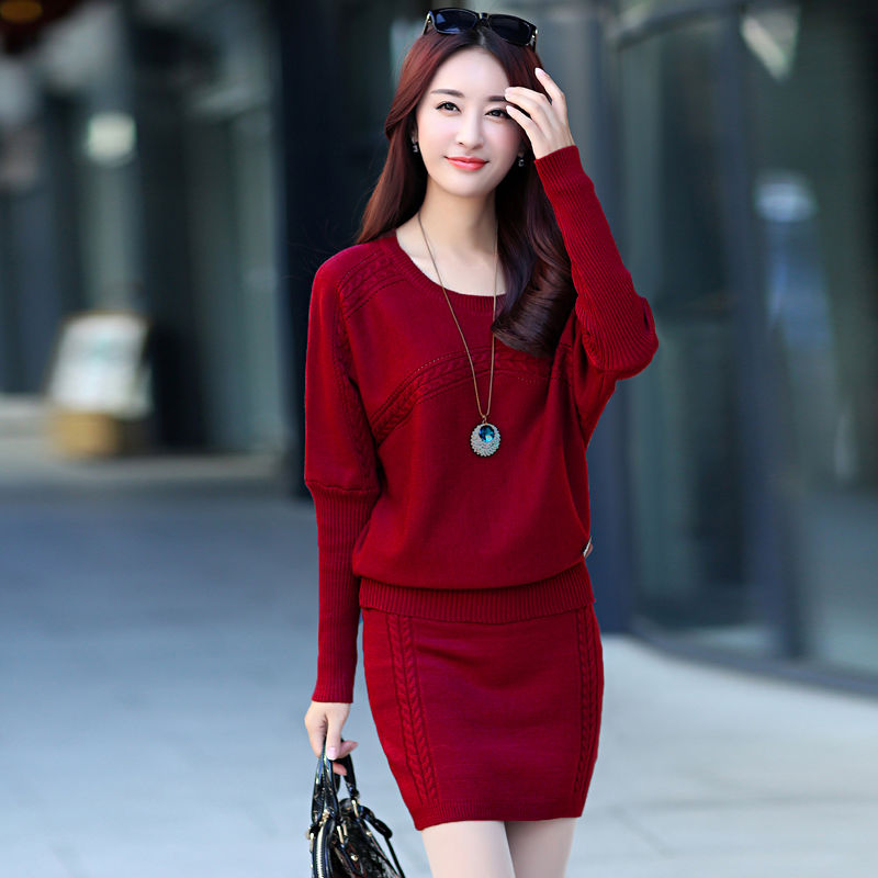 女人气质迷人杀手锏:包臀裙套装，完美的诠释千娇百媚、明艳动人