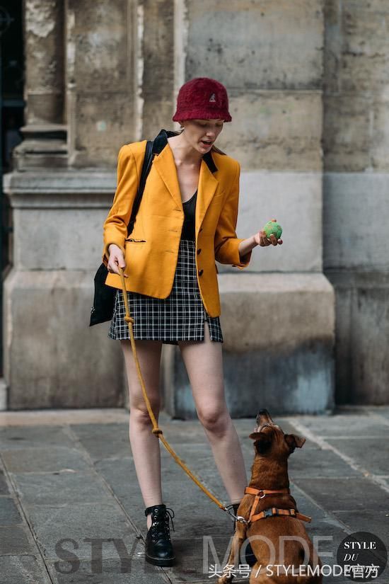 复古又优雅,衣服配上格子元素永远穿不腻