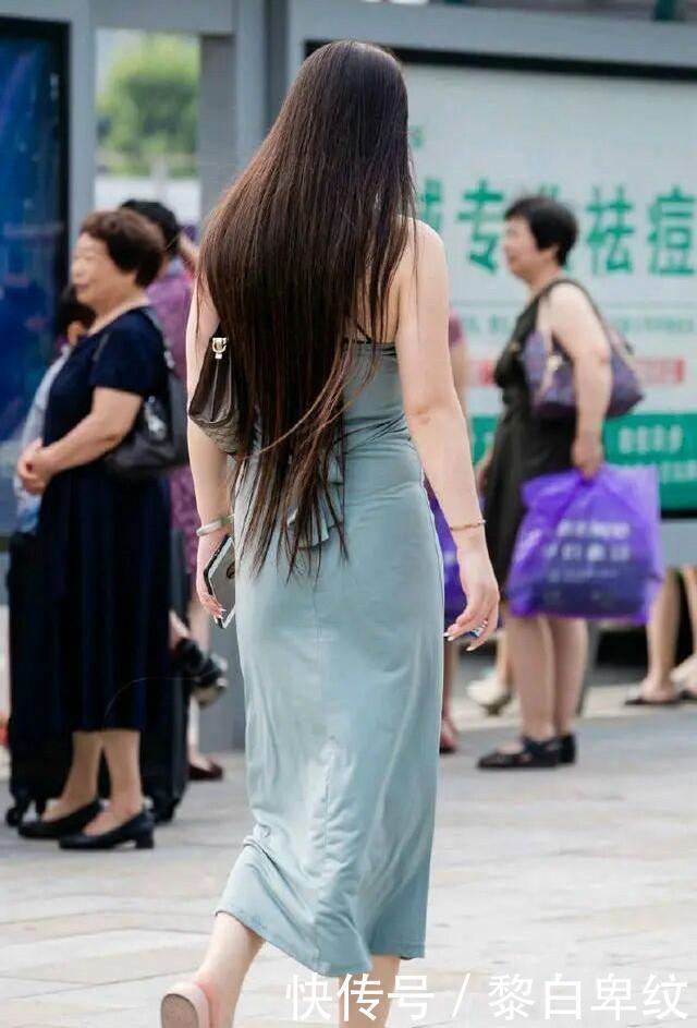 骨架|“大骨架”的连衣裙美女,展现不拘一格的美!