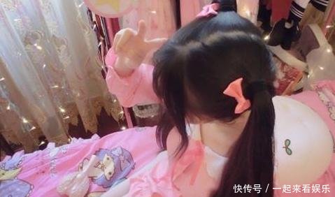抖音网红蔡萝莉被爆不雅照，自家后花园都是假的衣服也很山寨！