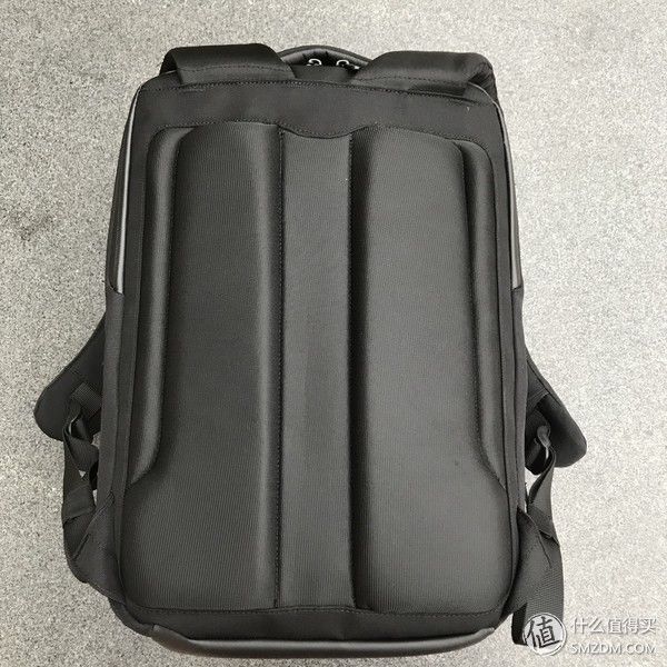 细节出众的钢铁直男包 Elecom宜丽客 多功能数码收纳通勤包测评