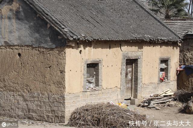 农村有房有地，退休后可以把户口迁回农村吗？