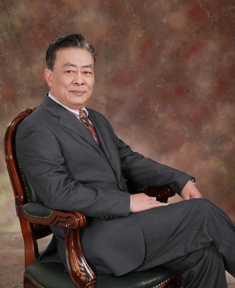  『成婚』他是《在水一方》朱诗尧，《大染坊》苗瀚东，离异后与初恋成婚
