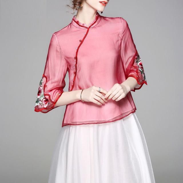 一穿就倾国倾城的改良旗袍裙，中国人穿国色天香，老外穿有骨感美