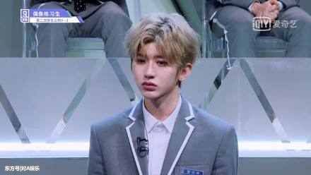 网传蔡徐坤片酬惹争议，真相如何?网友的一句话扎心了!