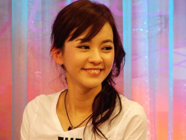 元气少女陈意涵被爆怀孕三个月？本人已发微博回应证实