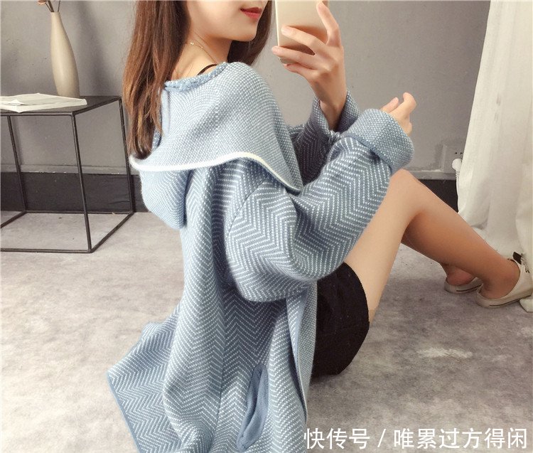 小脚裤赶紧扔了吧！现在早秋流行：针织衣+烟管裤，更显高级美