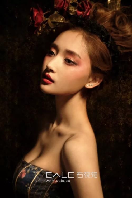 必收藏！百张女孩与花摄影作品！-右视觉十周年饕餮视觉盛宴。