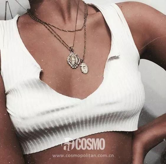 时髦办｜比choker更好搭的锁骨链，爱它