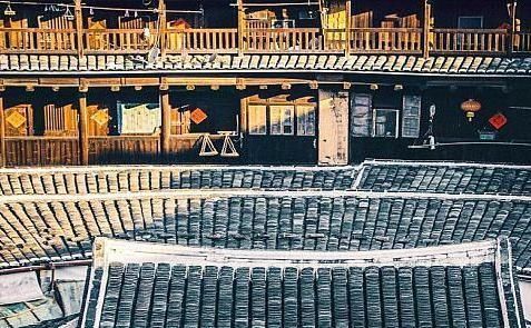 世界最大的土楼,楼内居然有座山!已存在300多年