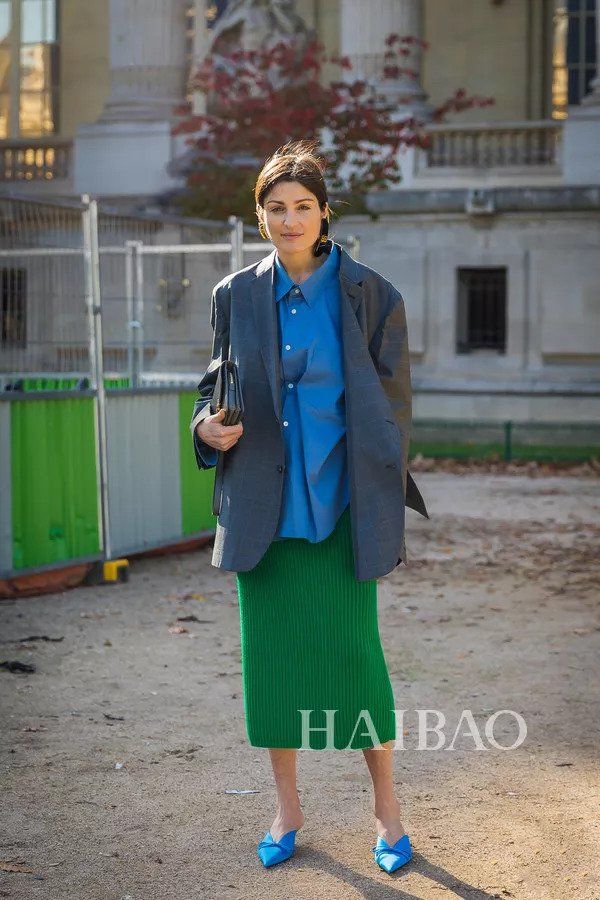 傅恒走后，只想买件针织衫穿穿……