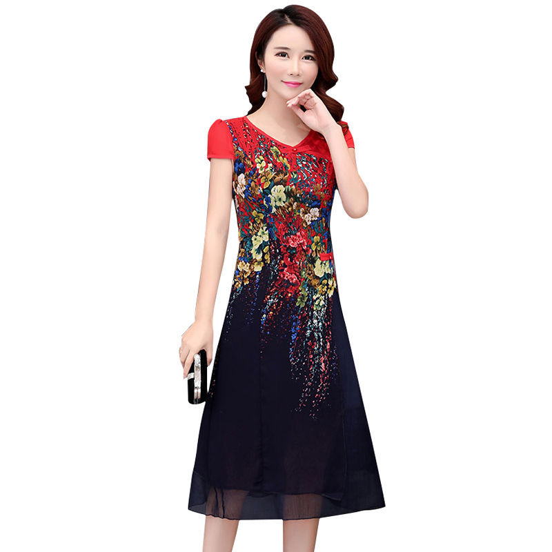 小衫打底裤太丑，7080后千万别穿!新款秋裙上新，洋气显气质