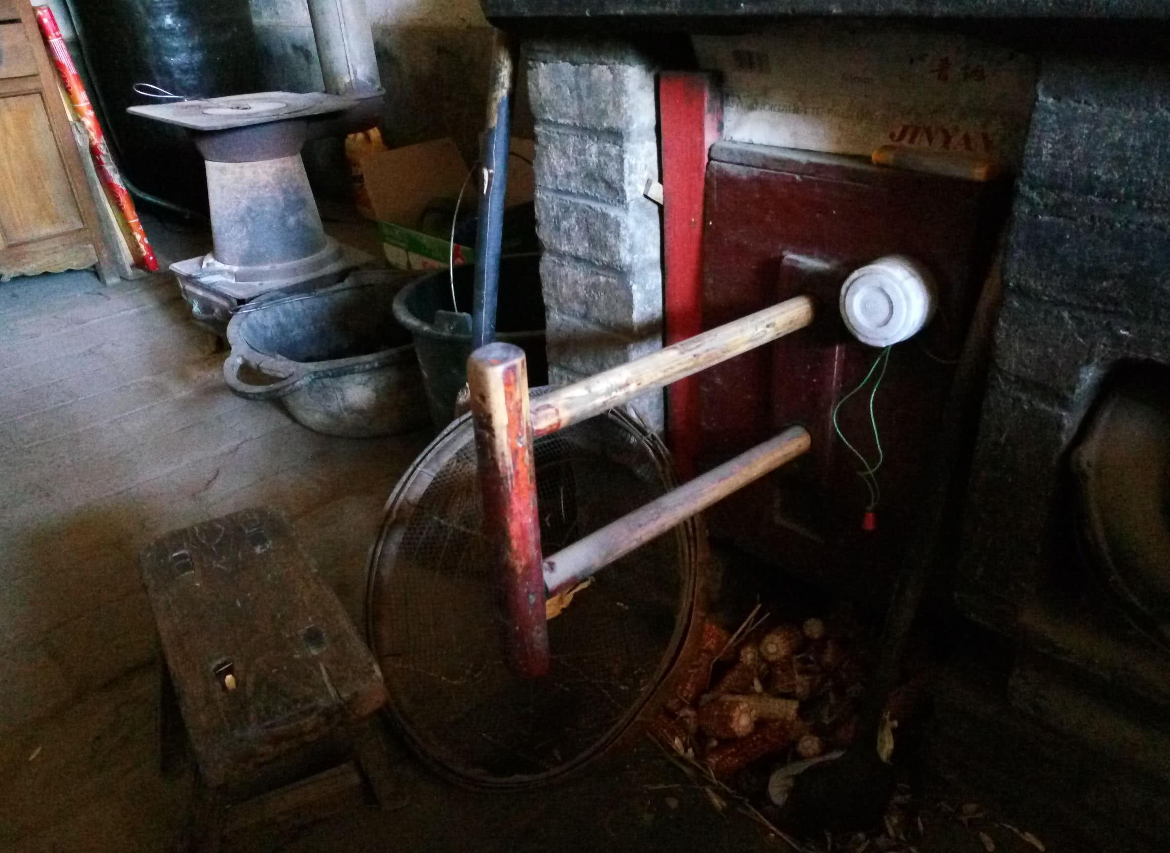  农村@农村几样老物件，60岁的农民都没用过，第四个最罕见