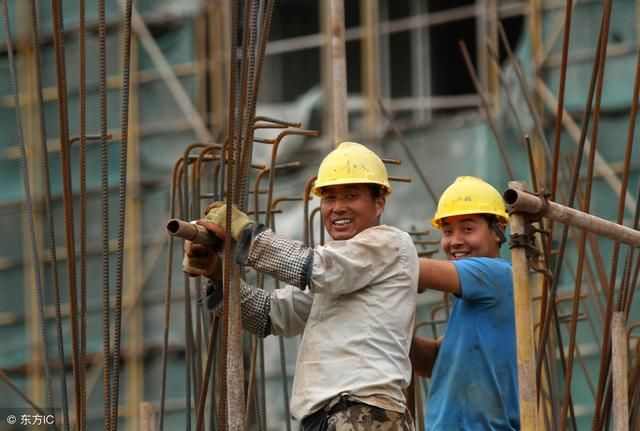 为什么刚过完年农民就外出打工，而大城市里农民工却越来越难找？