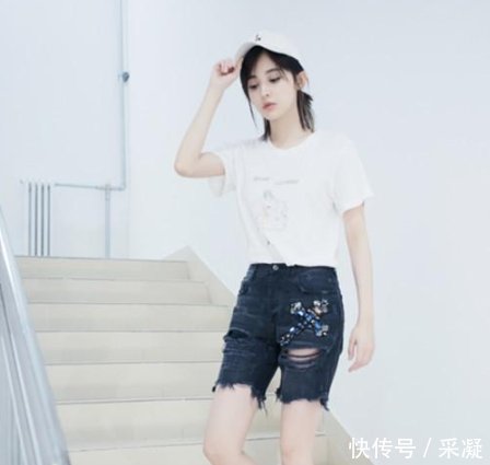 古力娜扎亮相，越来越美了，这条短裤是不是自己剪的