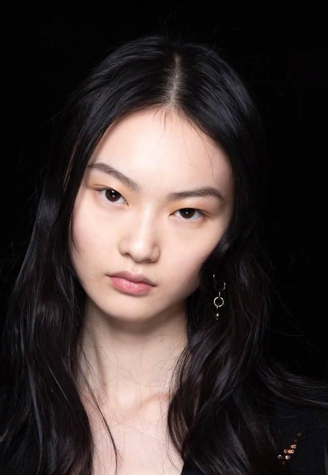 接班人：刘雯接班人？万年一遇东方美人？这些中国新生代超模来势汹汹啊