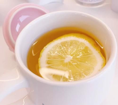  「白液」可以直接喝的“美白液”，柠檬百香果是原料，自己在家就能做