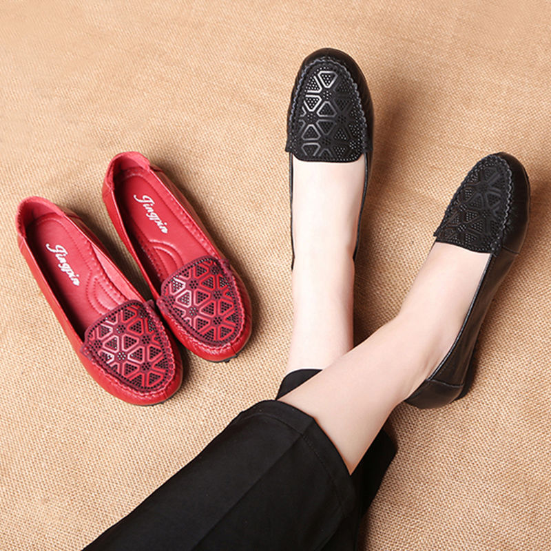 35岁女人别穿高跟鞋，今秋流行这样的妈妈鞋，上脚舒适又洋气