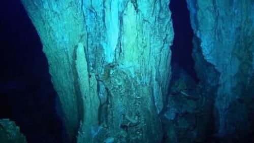 这个地方太神奇,竟然可以装下一整座喜马拉雅山