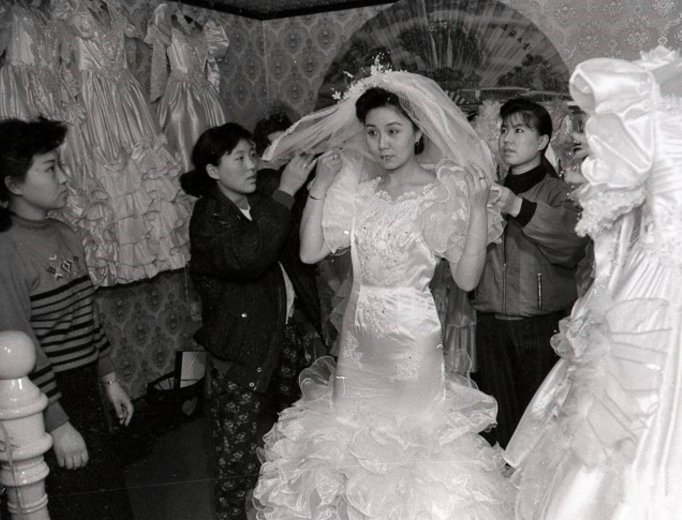 镜头下:80年代老照片 那时候的中国美女出淤泥而不染