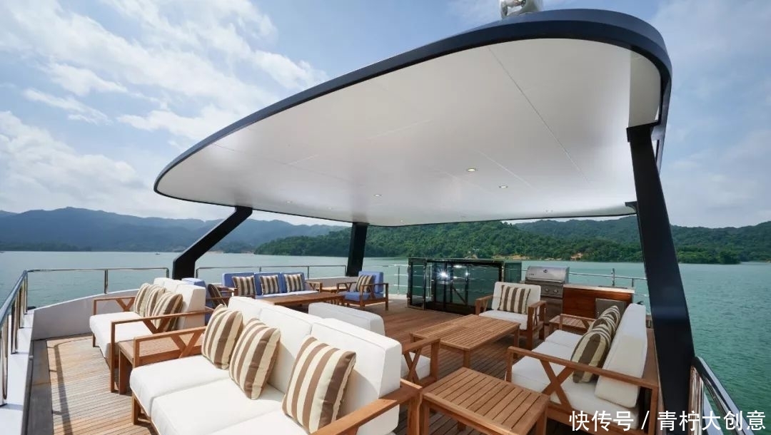 商务接待最佳利器,东海船舶24米超级双体动力艇