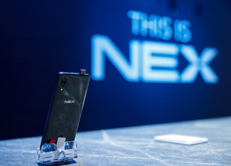 vivo旗舰新机NEX发布 无刘海屏与升降式摄像头