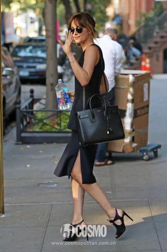 时髦办|达妹的夏日穿搭超简单,但真好看!