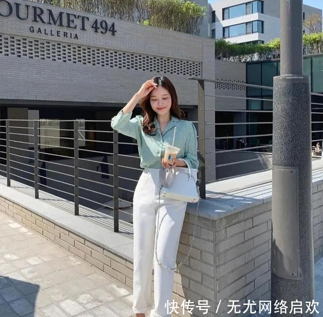 『显矮』不同的腿型,适合的牛仔裤也不同,穿错了显矮又土气!