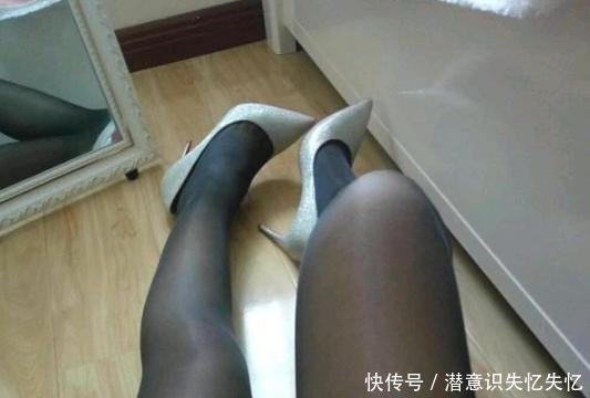 细跟鞋小装饰，打破净面的单调，带来低调奢华！