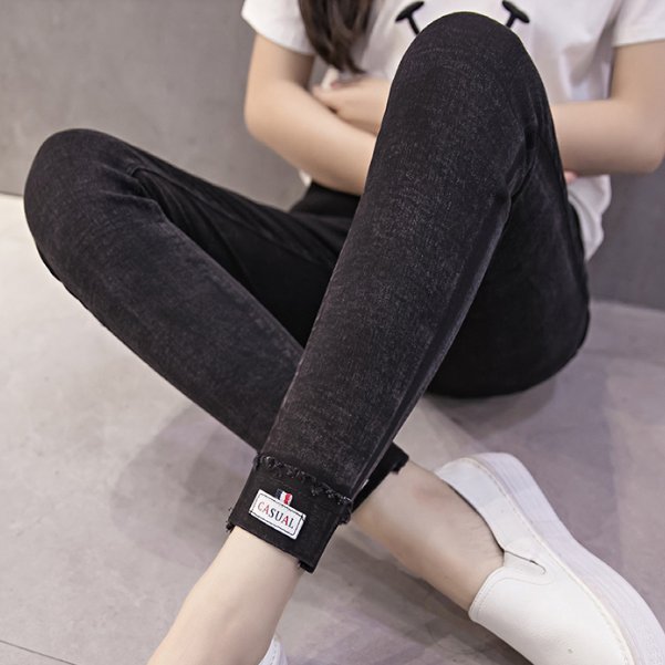 太美了!闺蜜穿了刚上新的紧身裤，洋气又时尚，女人味十足