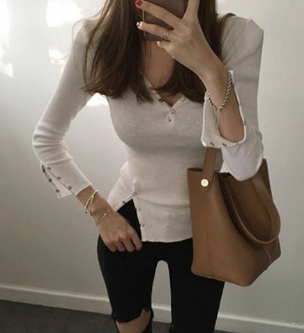 丰满的女人，就该穿紧身装，前凸后翘迷死人，性感女人味挡不住