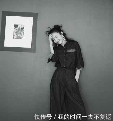 包文婧身穿吊带背心+阔腿裤，165身高穿出2米的气场，美炸了