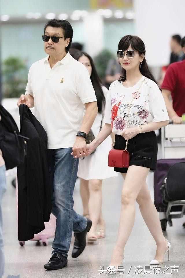 赵雅芝衣服从来不重复，可鞋子却从来都不换，只穿这一双