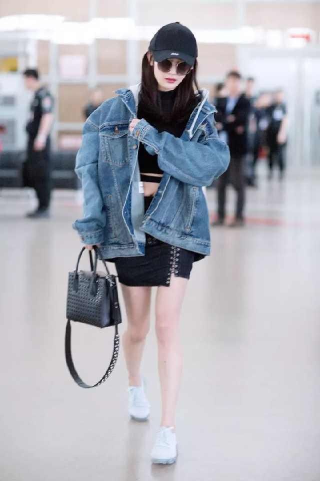 杨幂和baby同框未P照片流出，网友口水直流