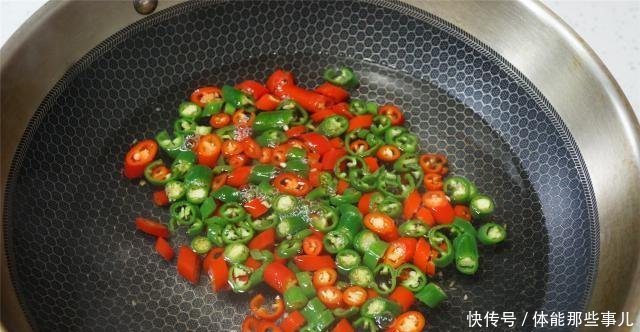 『皮肤』维生素c是柠檬的5倍,女性经常吃,美容又去皱,不懂甚亏
