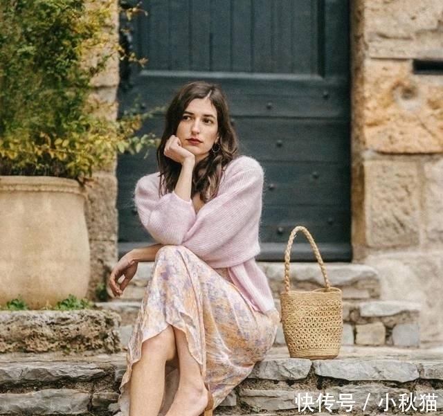  春天■春天到了，法国女人都在穿什么裙子？