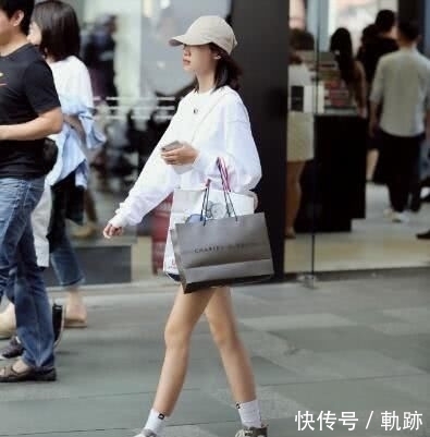 【帆布鞋】“匡威帆布鞋”才是时尚黑马,所有时髦精们都在穿