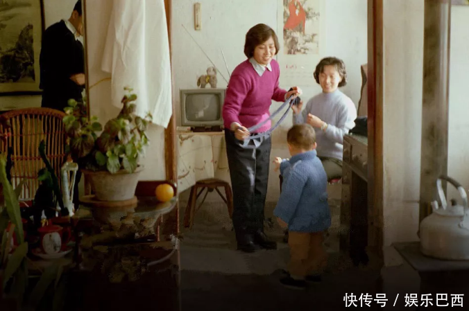 我国上世纪八十年代、九十年代的有钱人生活是怎样的，很接地气！