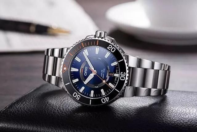 别等涨工资！这几款万元以上的潜水表早买早享受