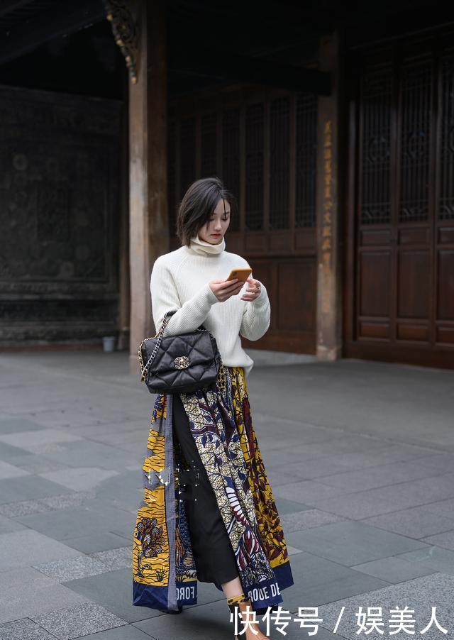 『软妹』做一个春天里的“软妹纸”,这几款应季的毛衣,让你又美又飒!