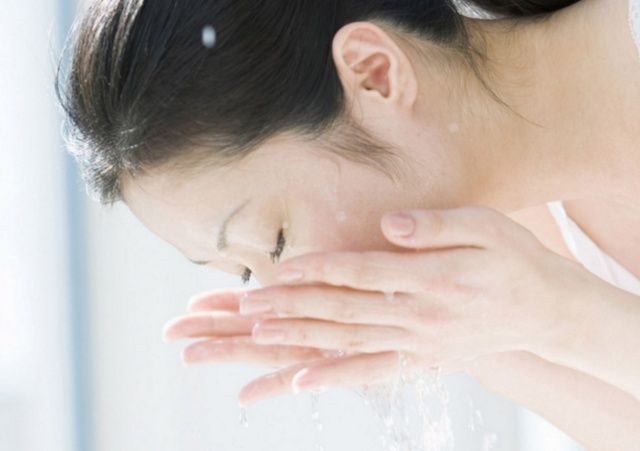 漂亮妹子尝试30天不洗脸,一个月后简直让人惊艳,气色越来越好?