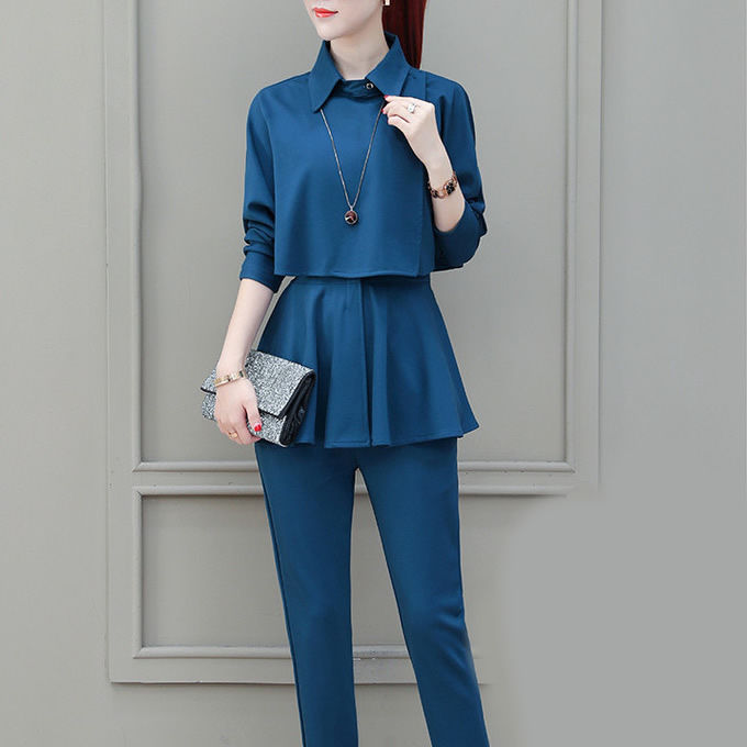 比连衣裙洋气百倍的时尚套装来啦，7080后秋天就这样穿，美炸