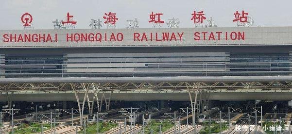 中国最大的八个巨无霸火车站, 排在第一的竟然是这座城市