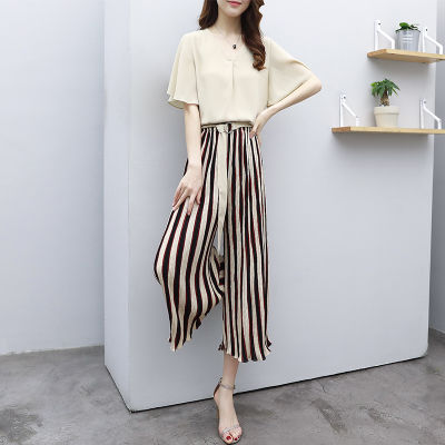 腰粗臀大的女人别傻傻穿紧身裤了，瞧瞧这些大码装，上身不瘦都难