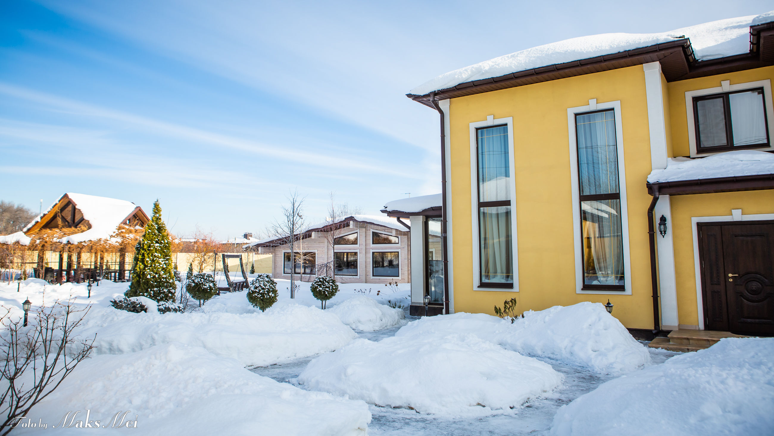 【乌克兰媳妇】性感优爱斯基躲避乌克兰大雪，自驾三亚拍火辣大片