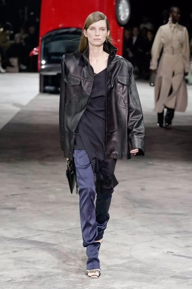  『Off』运动潮牌也可以很时髦丨Off-White 2020 秋冬系列
