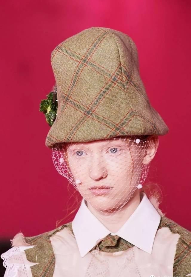  「国际时装」2020春夏高定——Maison Margiela 舞会后的宿醉