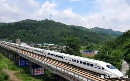 为什么高铁上明明有无线网络却一直连接不上？难道只是摆设？