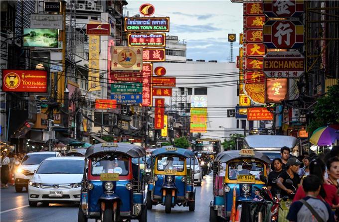 全世界最开放的国家,午夜过后开始狂欢,出轨率60%全世界第一